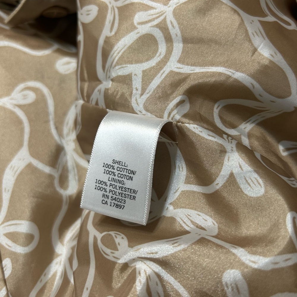 Banana Republic Light Tan Trench Coat - Picture 6 of 6